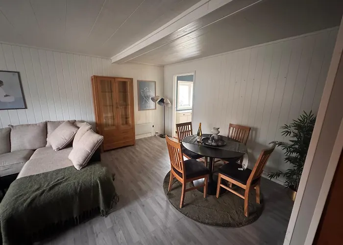 Daire Large Centrally Located In Gravdal