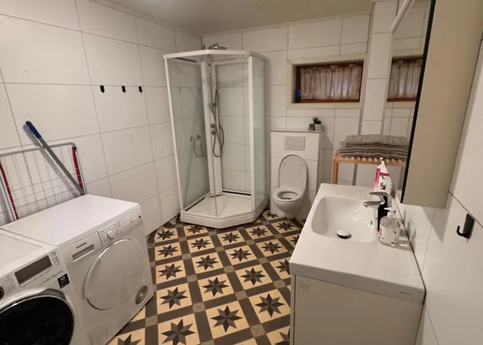 Daire Large Centrally Located In Gravdal